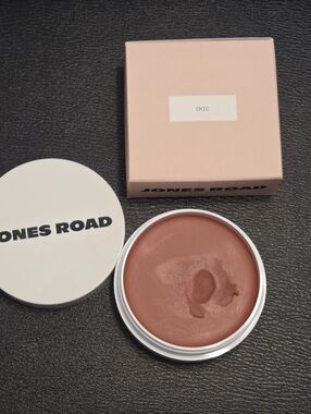 Jones Road Miracle Balm Blush In Chic Large Size